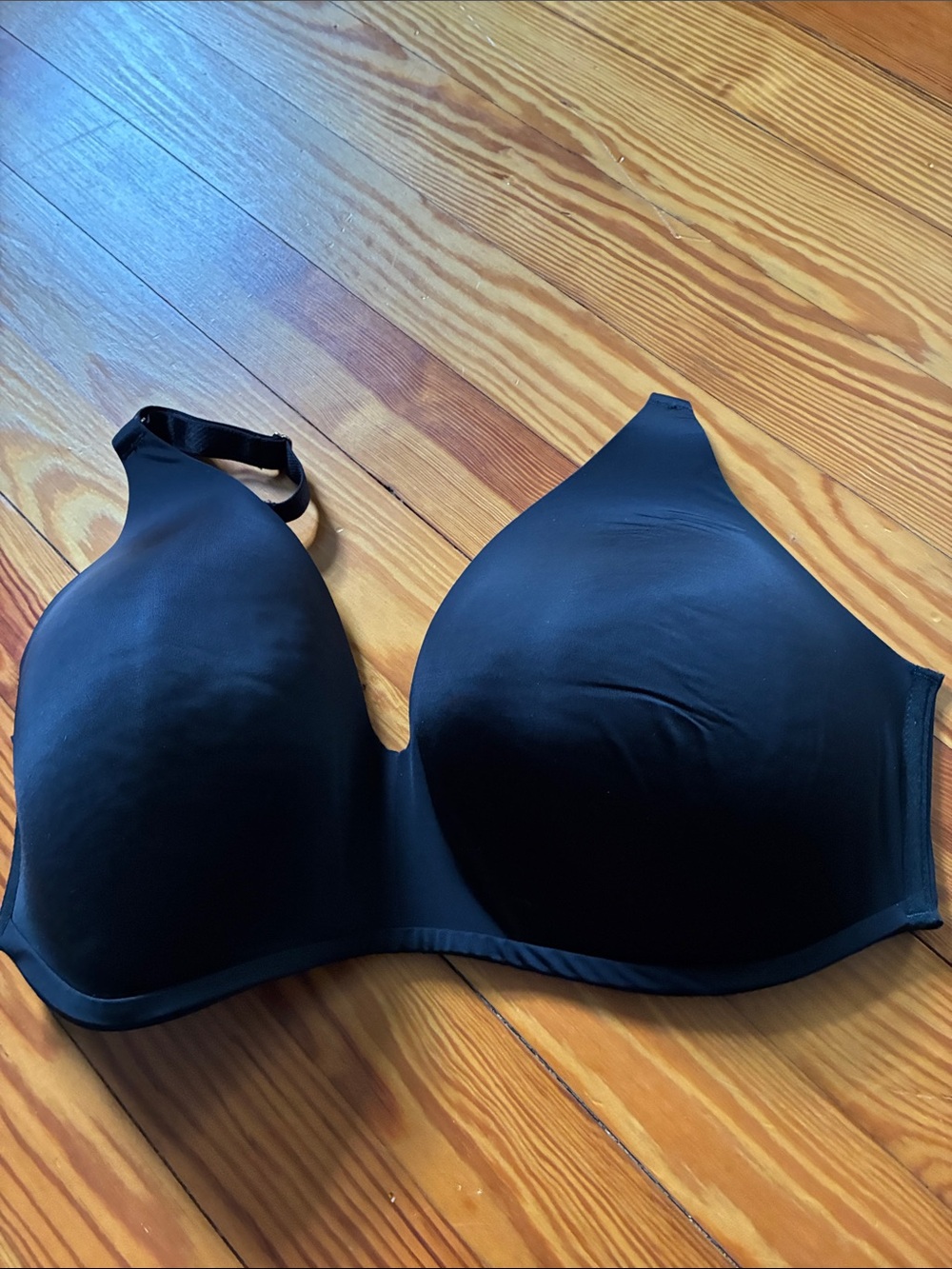 Soma Black Smooth Molded T-Shirt Bra